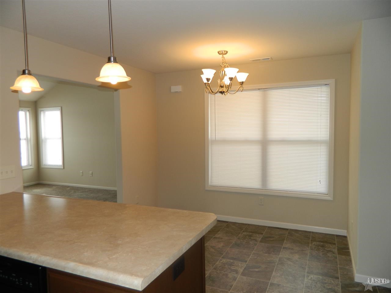 550 Deerfield Path, Warsaw, IN 46582 photo 5
