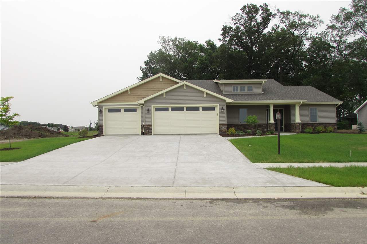 3030 E Pickett Ln, Columbia City, IN 46725 photo 1