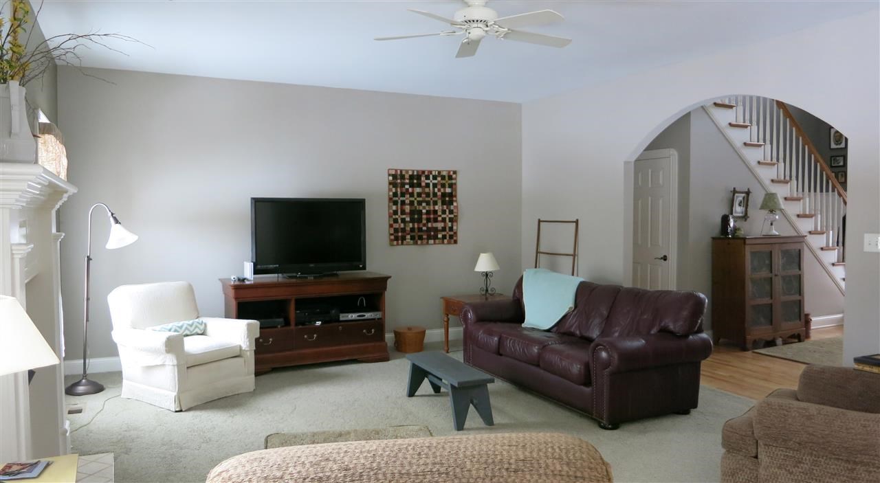 4388 Kimwood Ct, Newburgh, IN 47630 photo 4