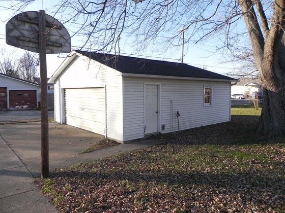 1537 9th St, Tell City, IN 47586 photo 6