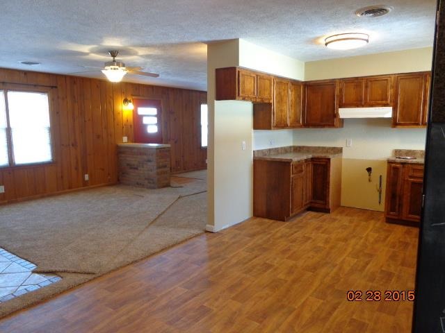 105 E 9th St, North Manchester, IN 46962 photo 13