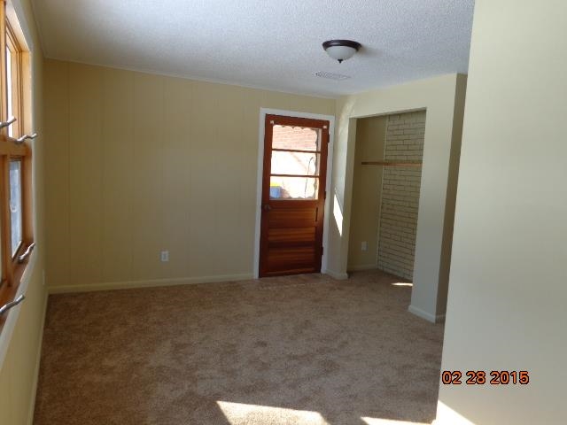 105 E 9th St, North Manchester, IN 46962 photo 17