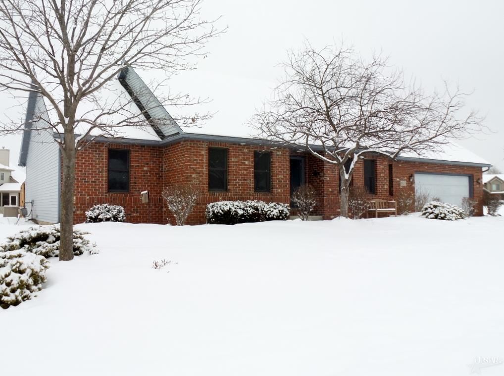 1920 Falconview Pl E, Fort Wayne, IN 46818 photo 1