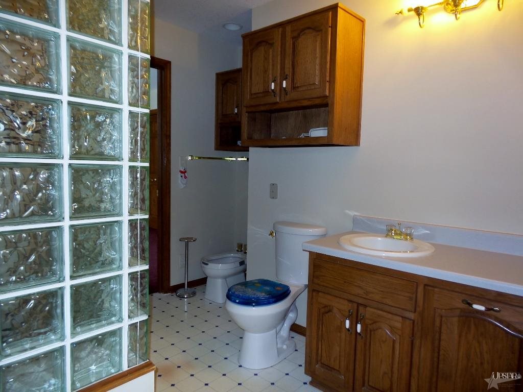 1920 Falconview Pl E, Fort Wayne, IN 46818 photo 14