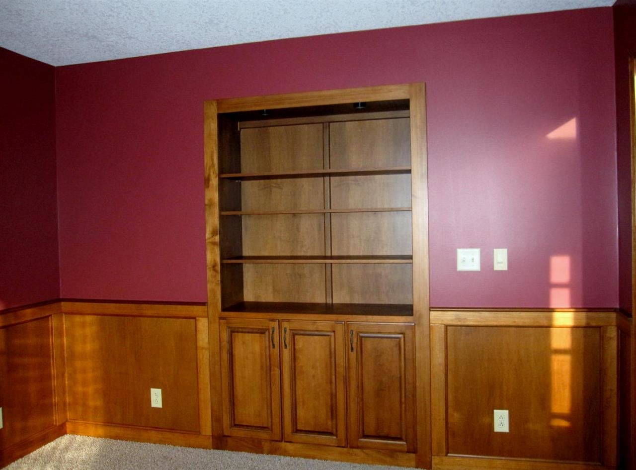 509 Devoe Dr, Sweetser, IN 46987 photo 8
