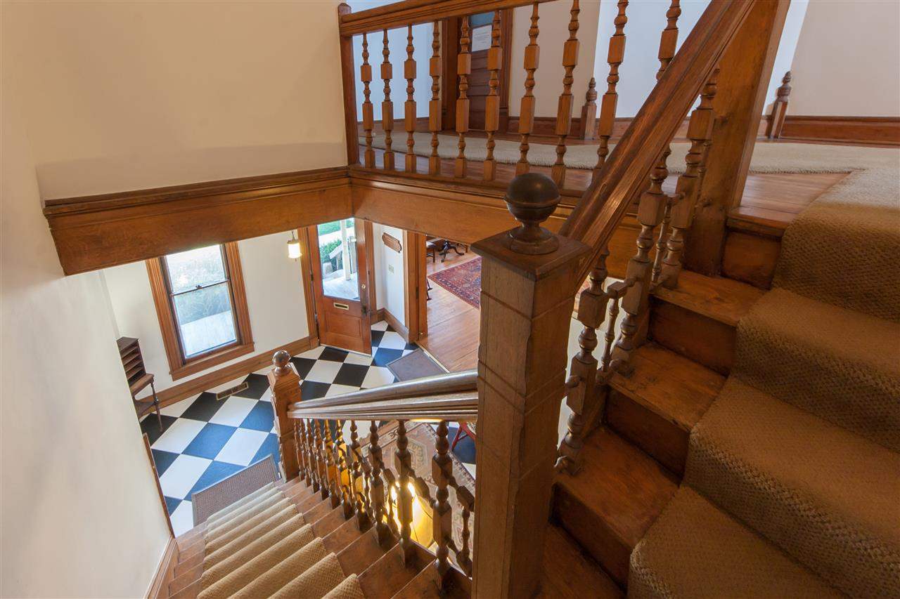 532 N Walnut St, Bloomington, IN 47401 photo 9