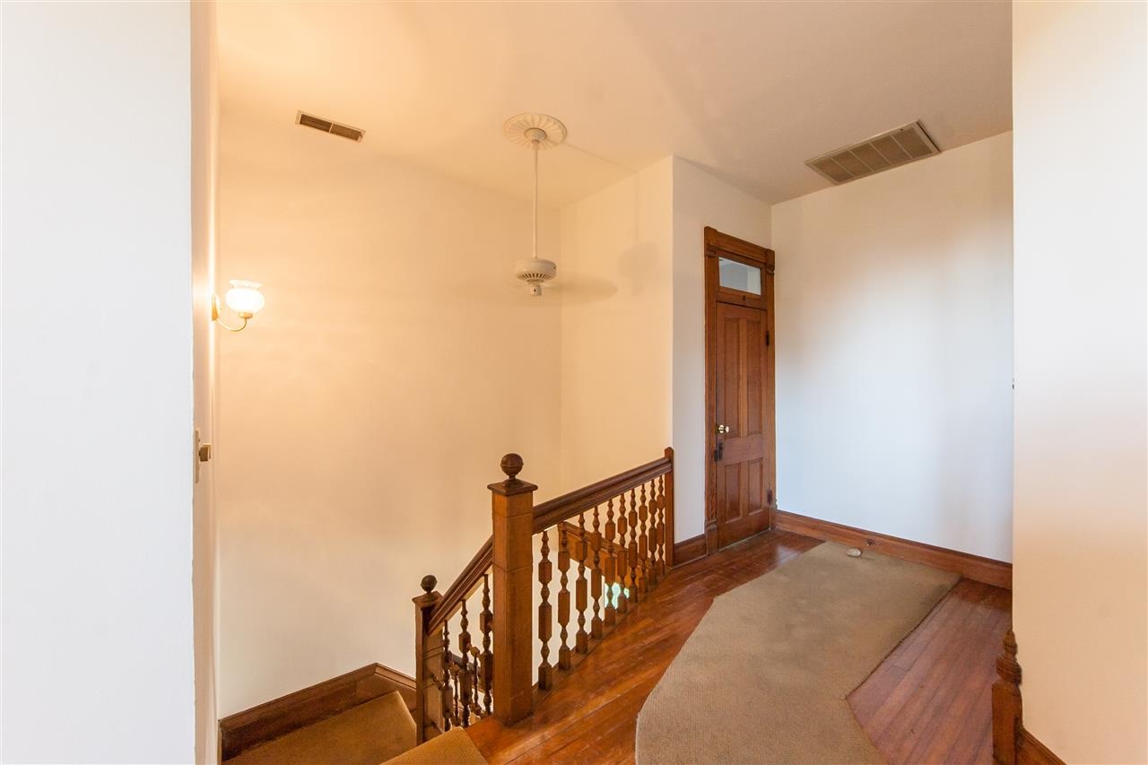 532 N Walnut St, Bloomington, IN 47401 photo 8
