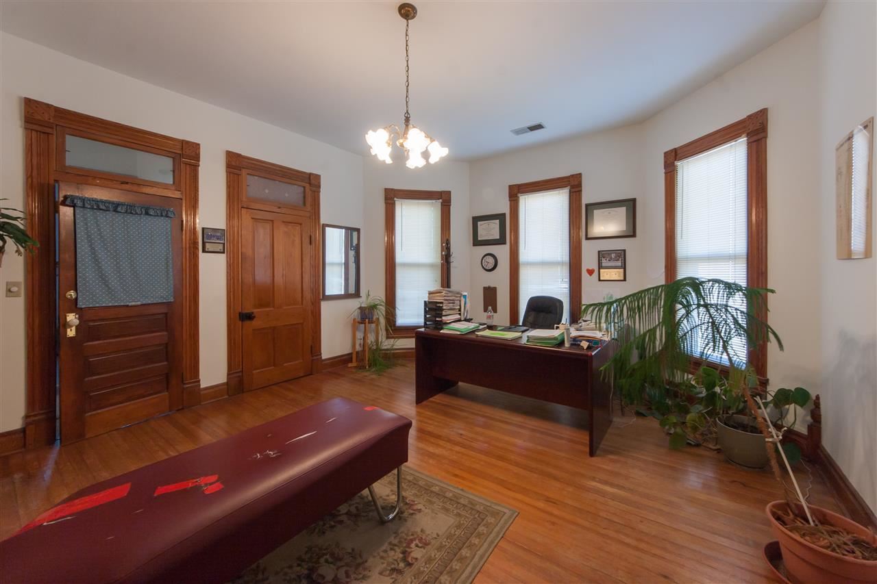532 N Walnut St, Bloomington, IN 47401 photo 4