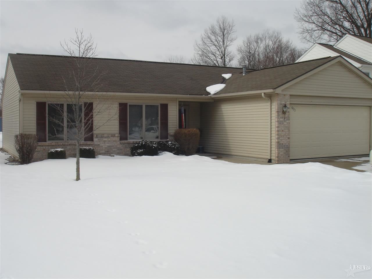 4425 Woodway Dr, Fort Wayne, IN 46835 photo 1