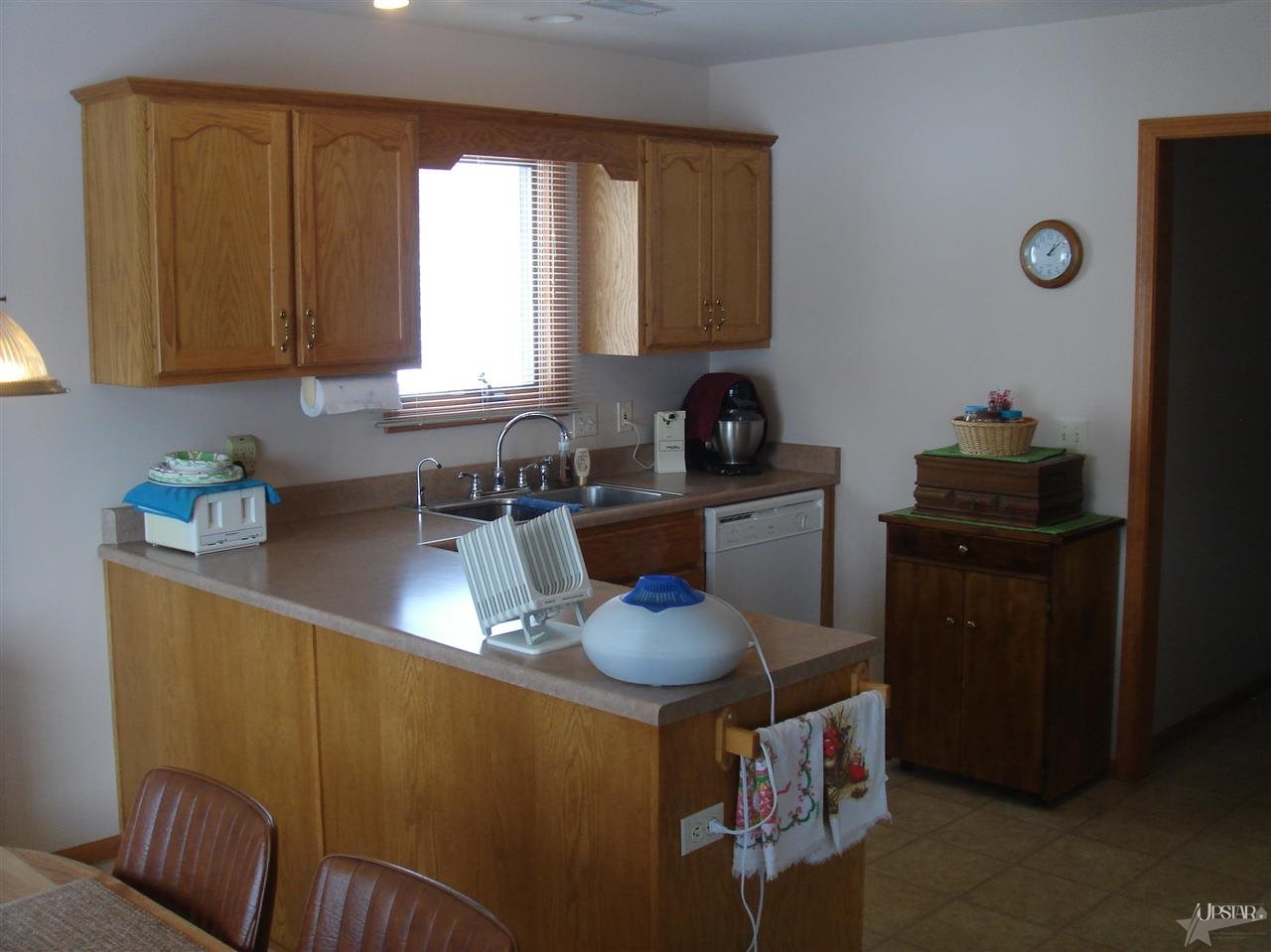 4425 Woodway Dr, Fort Wayne, IN 46835 photo 4