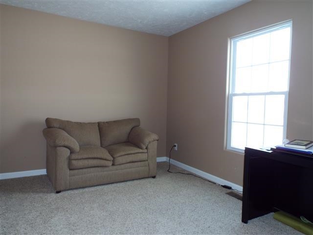 9925 Winyard Pl, Owensville, IN 47665 photo 6