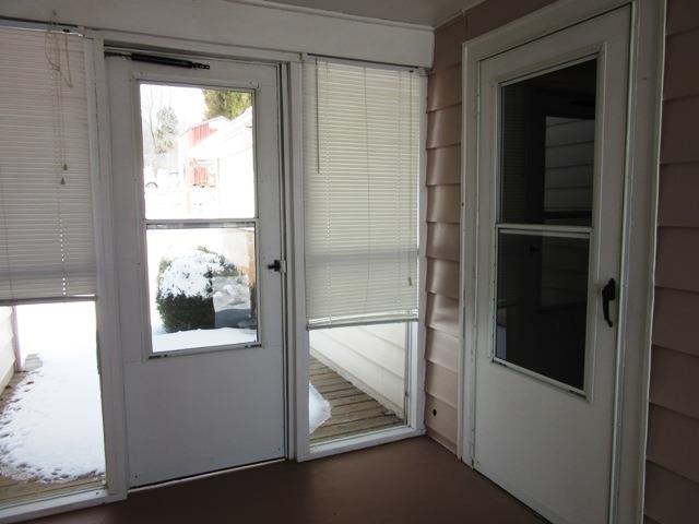 102 N Sycamore St, Huntingburg, IN 47542 photo 6