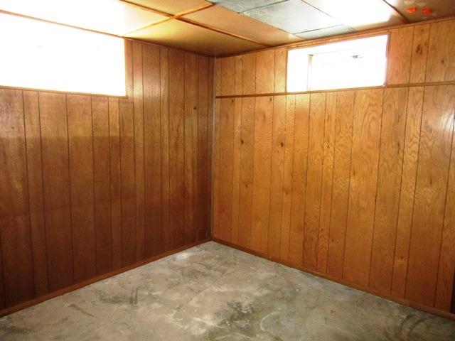 102 N Sycamore St, Huntingburg, IN 47542 photo 17
