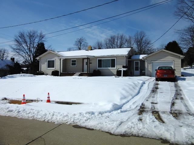 102 N Sycamore St, Huntingburg, IN 47542 photo 1