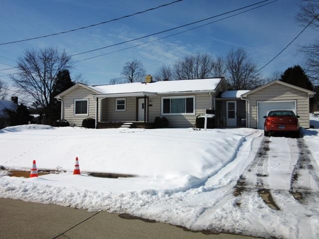 102 N Sycamore St, Huntingburg, IN 47542 photo 9
