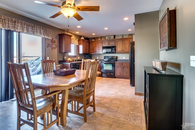 15497 Bears Breech Ct, Huntertown, IN 46748 photo 5