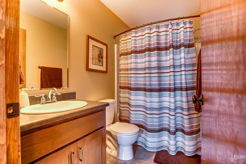 15497 Bears Breech Ct, Huntertown, IN 46748 photo 17