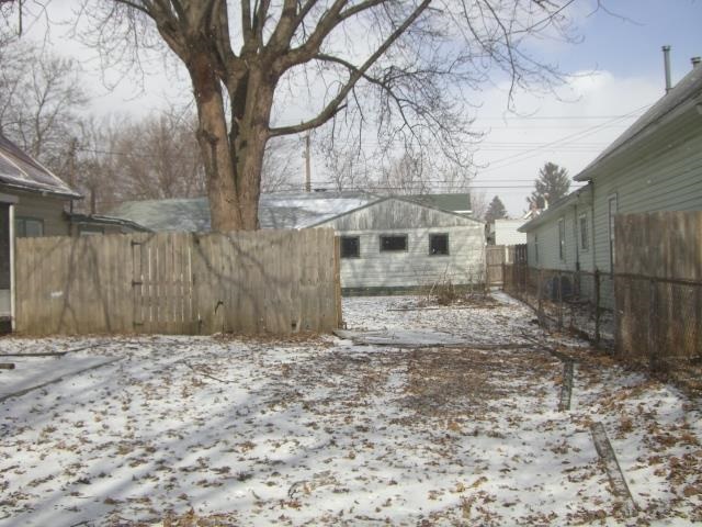 1640 W 1st St, Marion, IN 46952 photo 9