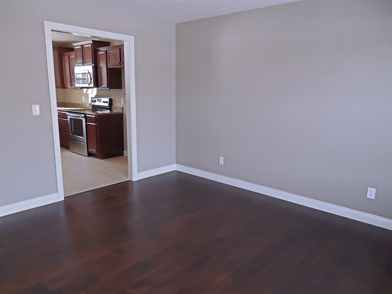 7626 Wisteria Ln, Evansville, IN 47720 photo 9