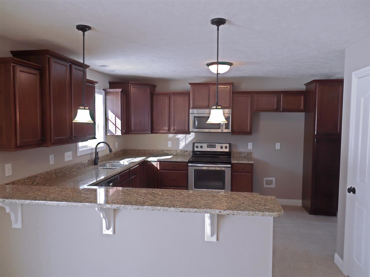 7626 Wisteria Ln, Evansville, IN 47720 photo 5