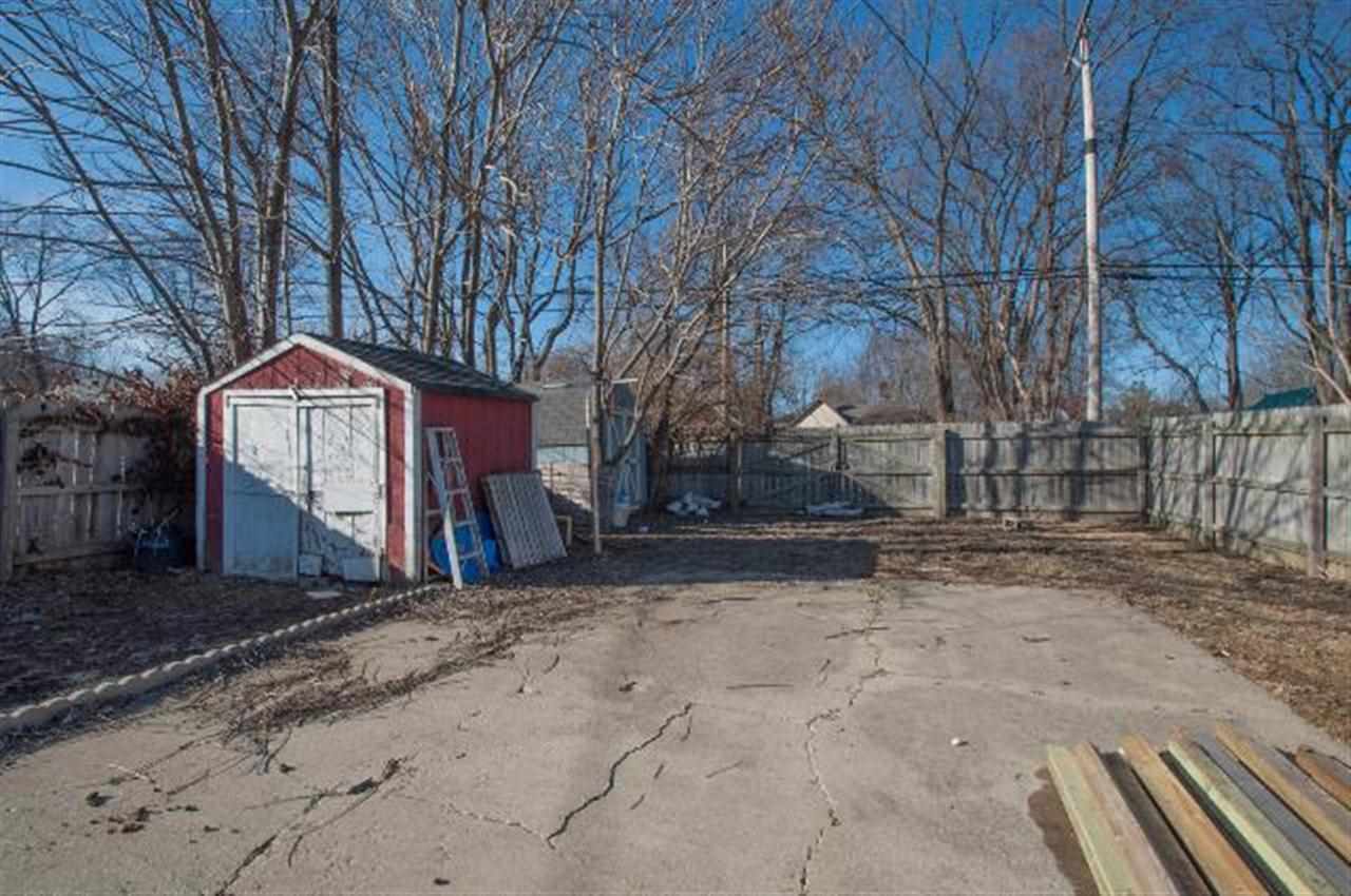 930 W Kirkwood Ave, Bloomington, IN 47404 photo 14