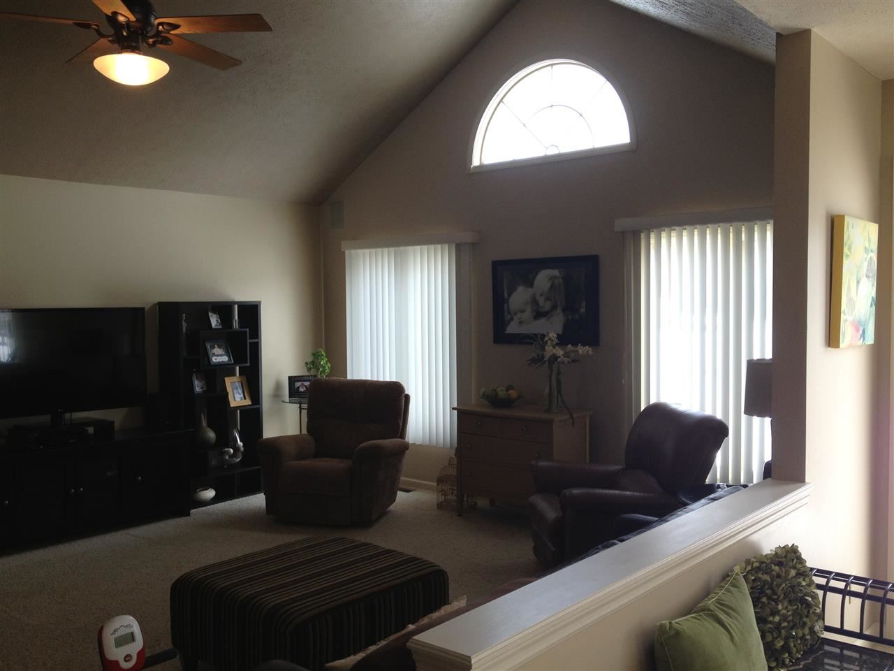 212 Cotswald Ct, Logansport, IN 46947 photo 5