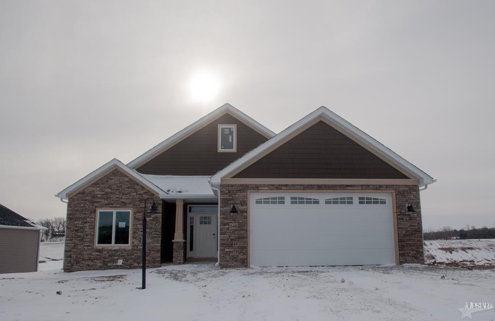 640 Lane 282 Hamilton Lk, Hamilton, IN 46742 photo 1
