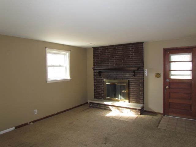 8205 Pine Creek Dr, Evansville, IN 47710 photo 2