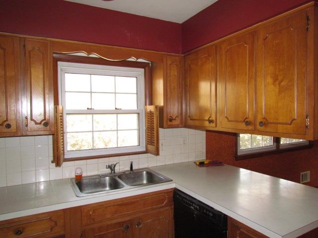 8205 Pine Creek Dr, Evansville, IN 47710 photo 8
