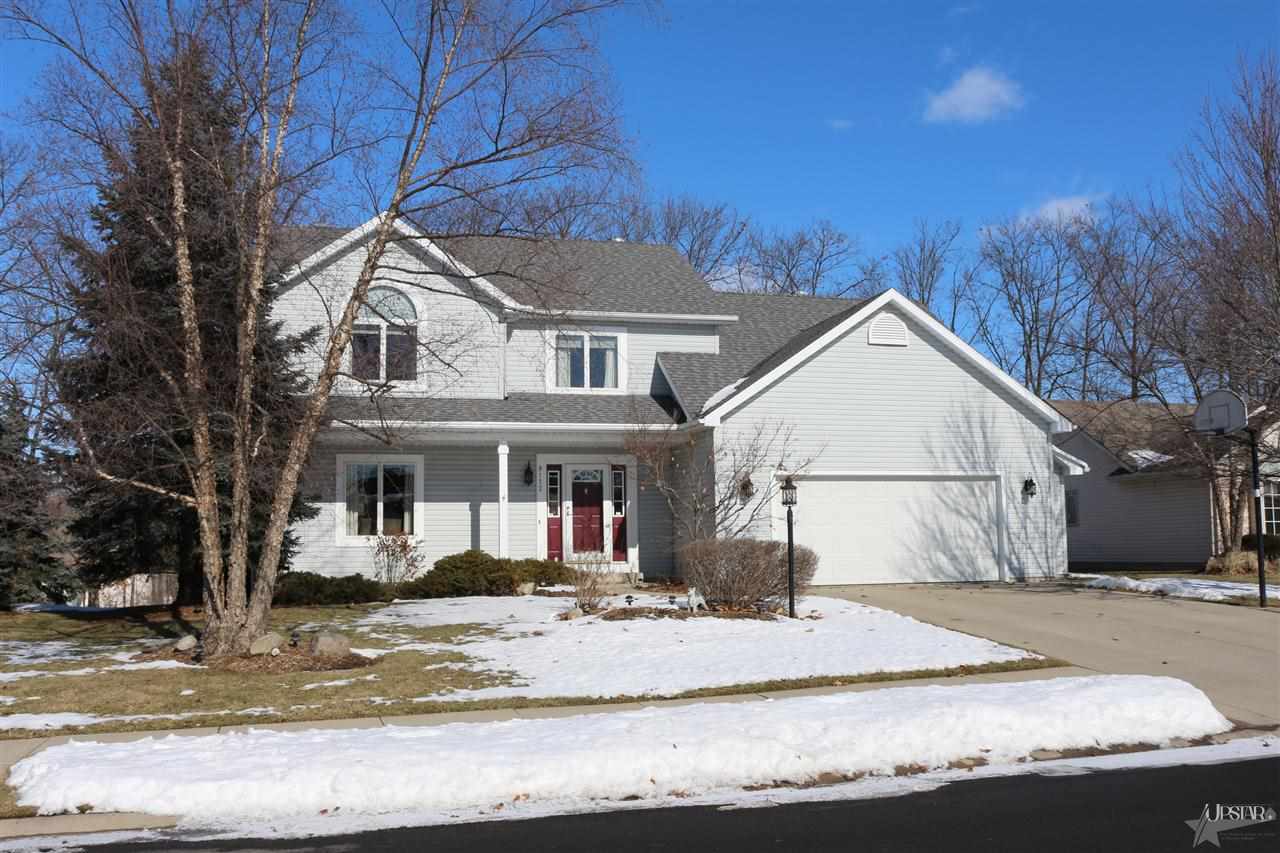 9112 Spring Forest Dr, Fort Wayne, IN 46804 photo 1