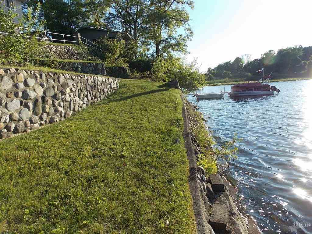 275 Lane 221 B Hamilton Lk, Hamilton, IN 46742 photo 26