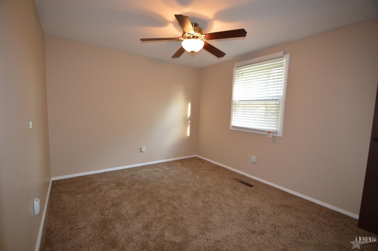 2931 Mardigras Ln, Fort Wayne, IN 46808 photo 14