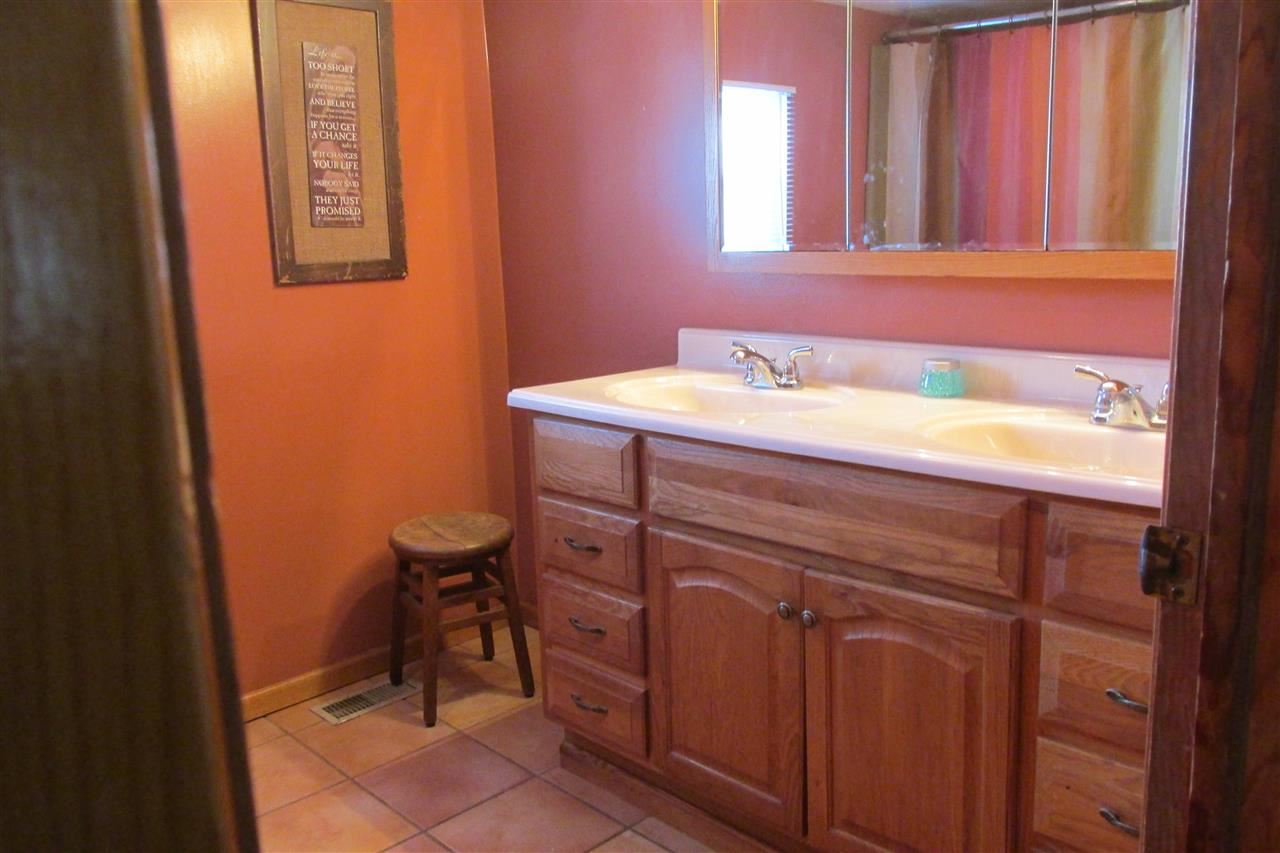 68450 Mulberry Rd, Lakeville, IN 46536 photo 18