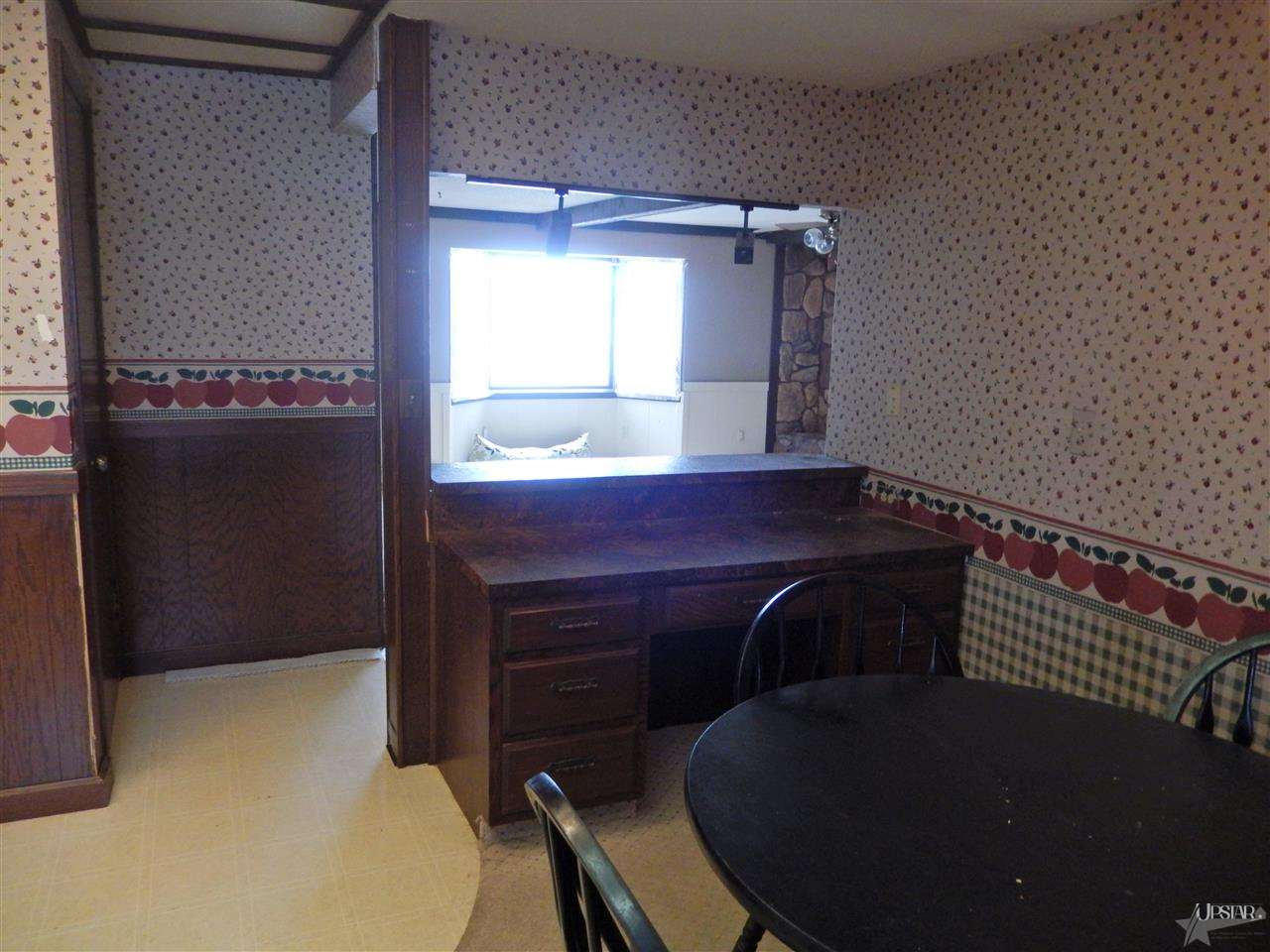 14636 Feichner Rd, Yoder, IN 46798 photo 5