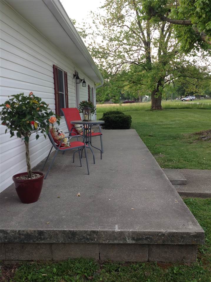 519 Parks Addition Rd, Mitchell, IN 47446 photo 6