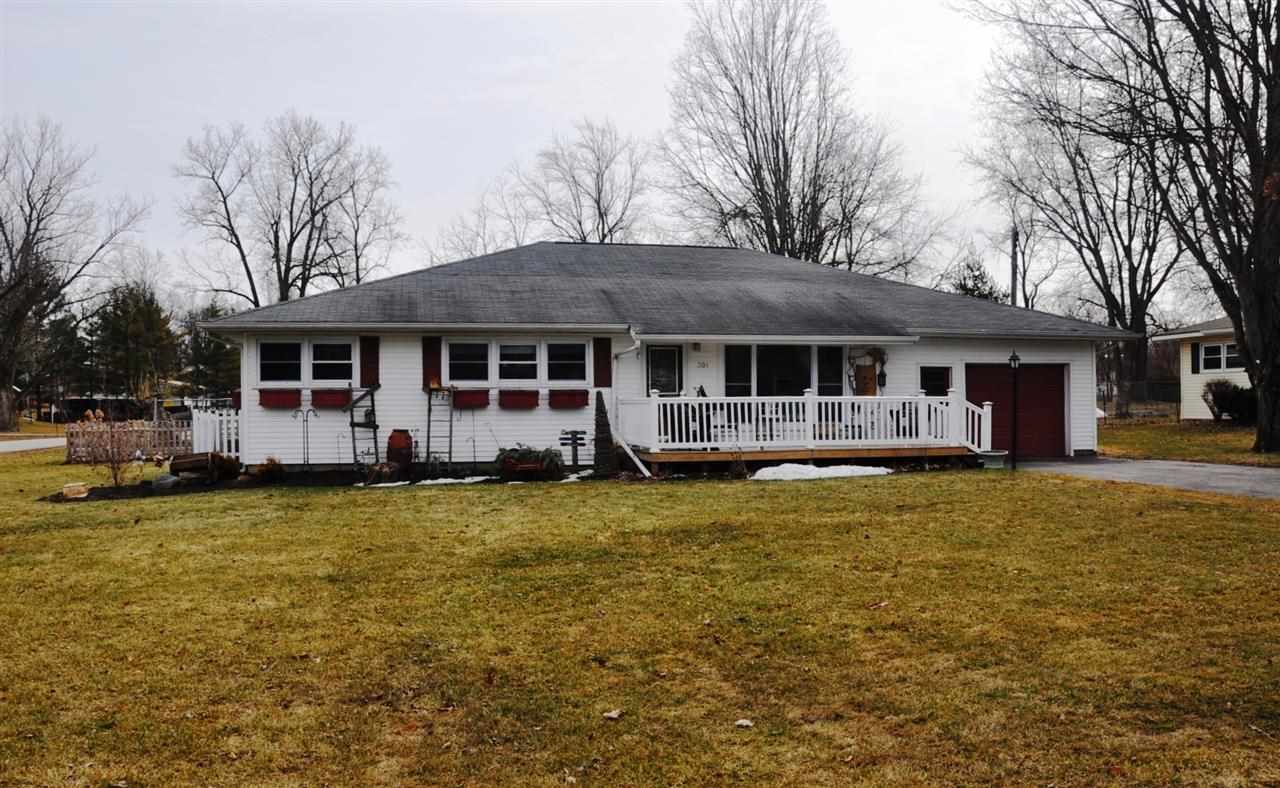 301 W North St, Lagrange, IN 46761 photo 1
