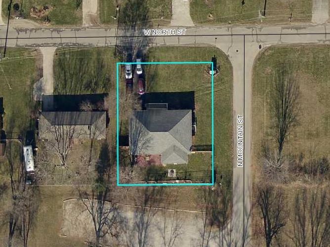 301 W North St, Lagrange, IN 46761 photo 2