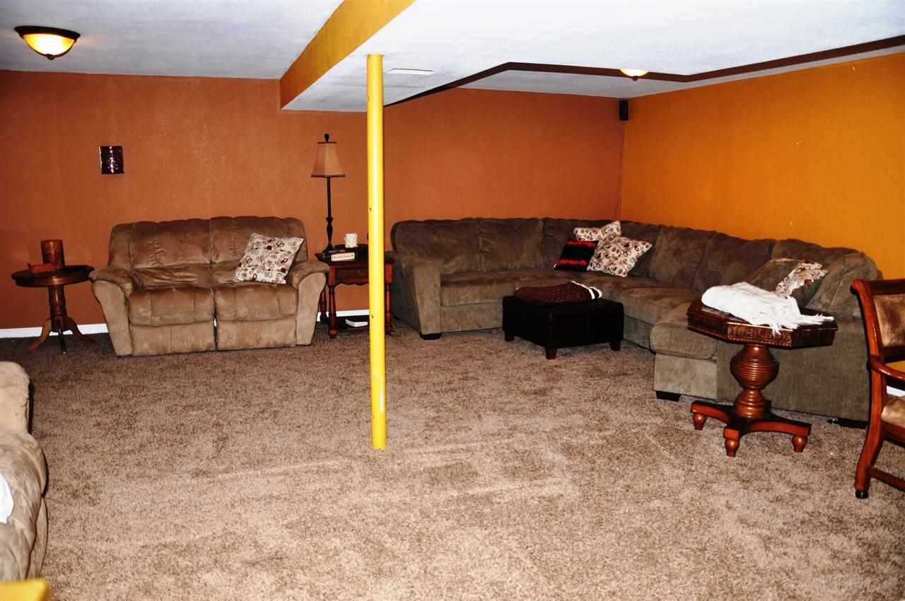 301 W North St, Lagrange, IN 46761 photo 21