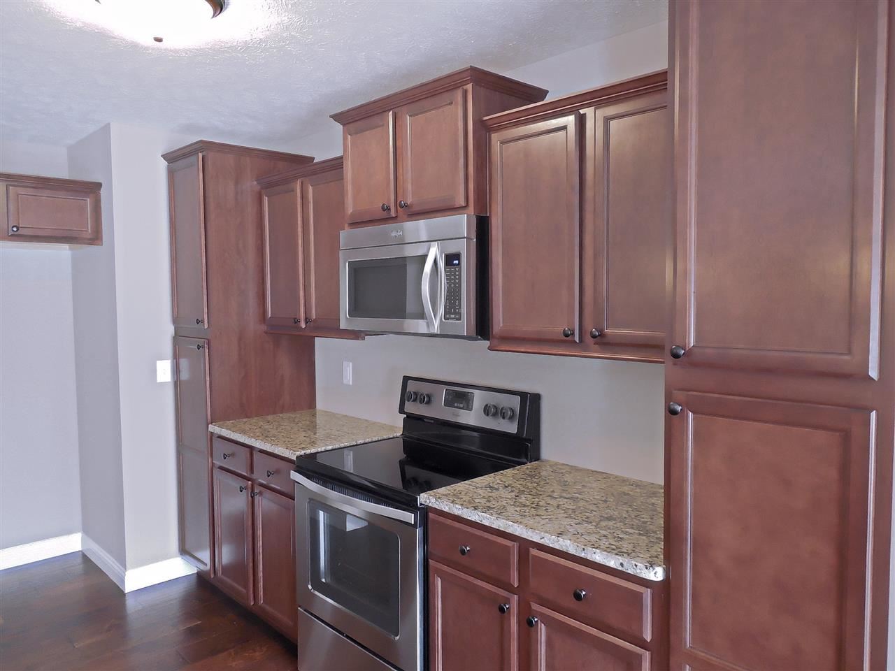 7606 Wisteria Ln, Evansville, IN 47720 photo 9