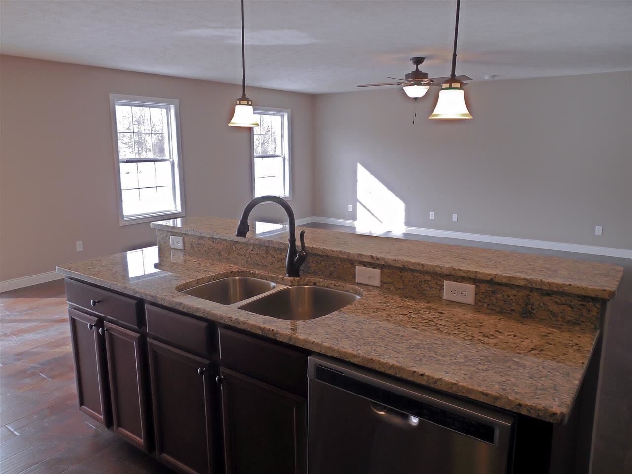 7606 Wisteria Ln, Evansville, IN 47720 photo 11