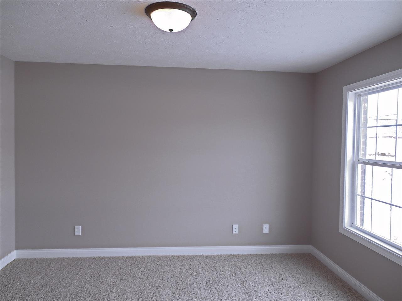 7606 Wisteria Ln, Evansville, IN 47720 photo 3