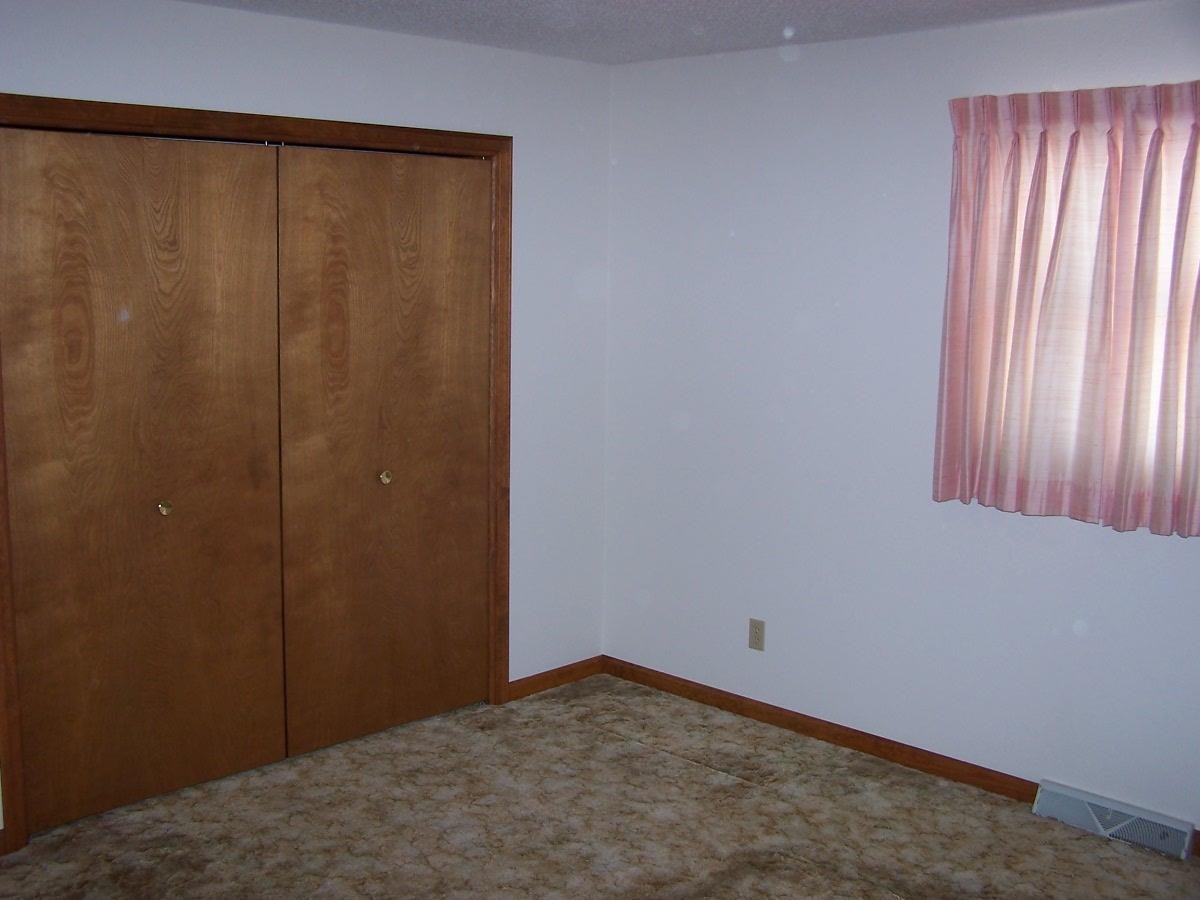 400 E Sinclair St, Fort Branch, IN 47648 photo 13