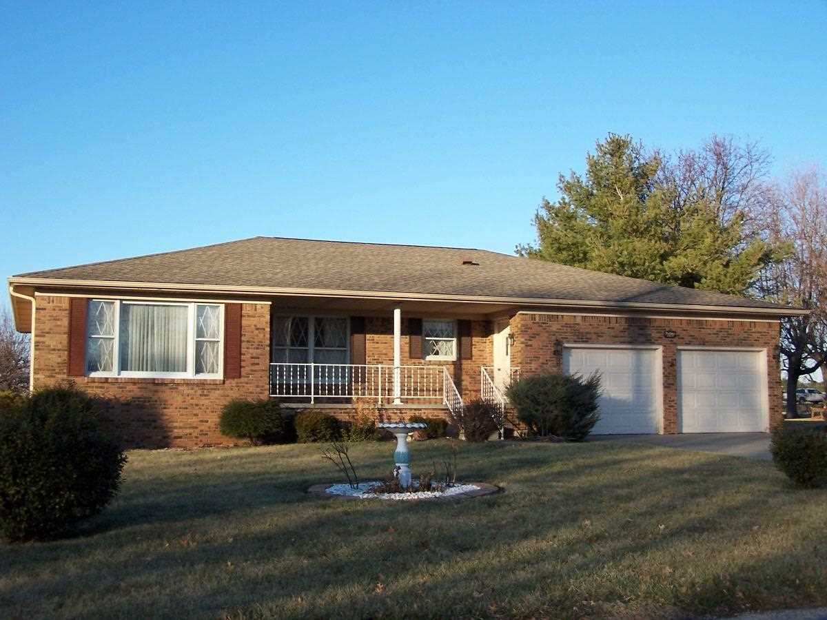 400 E Sinclair St, Fort Branch, IN 47648 photo 1