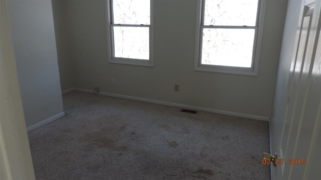 5590 S Burlington Dr, Muncie, IN 47302 photo 14