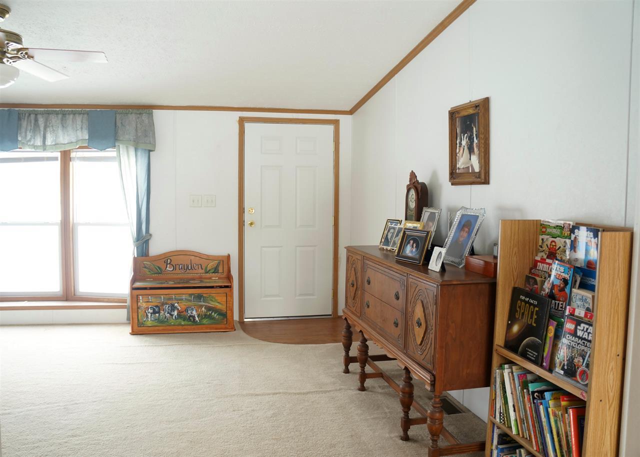5187 N Brummetts Creek Rd, Bloomington, IN 47408 photo 8