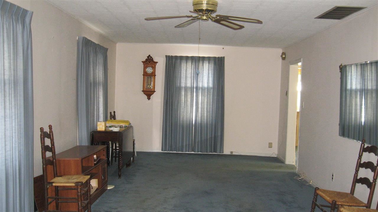 400 E 9th St, Muncie, IN 47302 photo 2