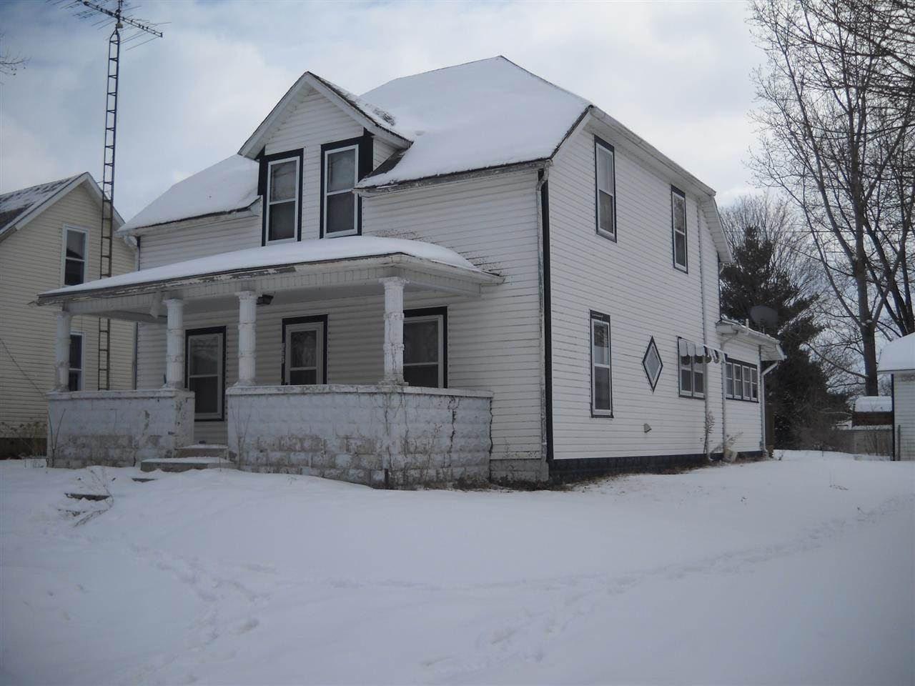 145 E Commerce St, Macy, IN 46951 photo 1