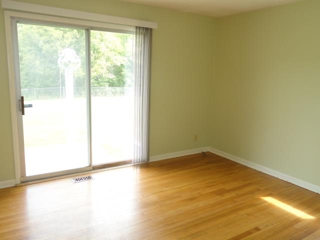1565 Pea Ridge Rd, Spencer, IN 47460 photo 9