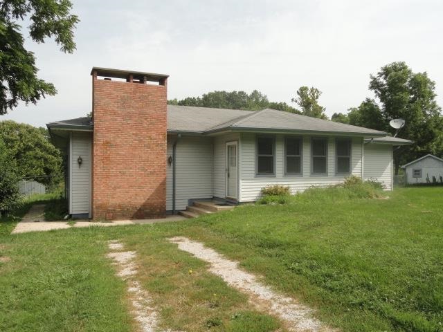 1565 Pea Ridge Rd, Spencer, IN 47460 photo 3