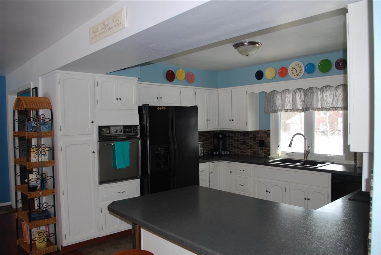 1604 Greenbrier Dr, Elkhart, IN 46514 photo 4